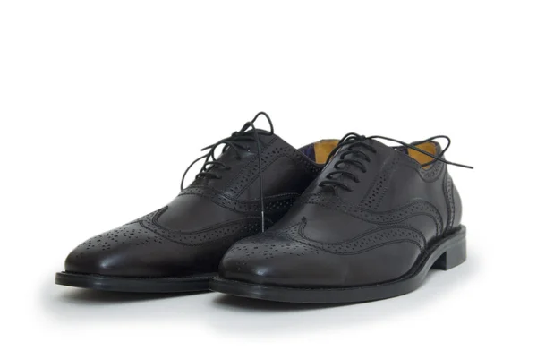 Scarpe dell'uomo nero isolate su sfondo bianco . — Foto Stock