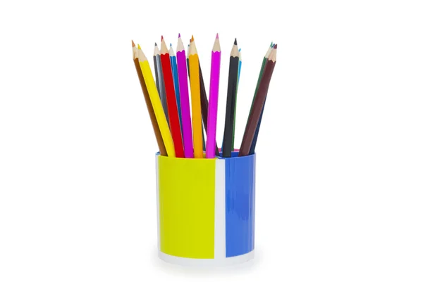 Ołówki w uchwycie na białym tle — Zdjęcie stockowe