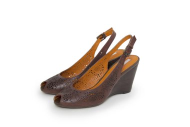 Kadınların yüksek topuk ayakkabı beyaz arka plan