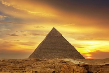 Giza Mısır 'daki Cheops Piramidi