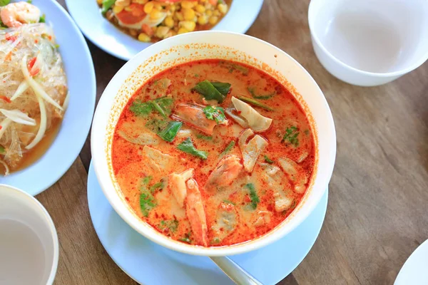 Tom Yum Goong Thai Famous Soup Chili Pepper Shrimp Mushroom — Stock Photo, Image