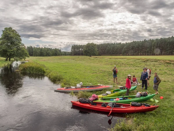 River Wieprza Poland August 2017 Kayakers Canoeing Excursion — Zdjęcie stockowe
