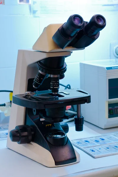 Werktafel microscopist — Stockfoto