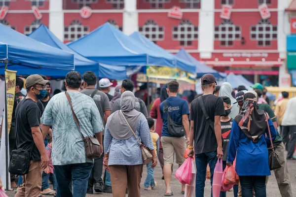 Muadzan Shah Malásia Abril 2022 Multidão Longo Trecho Barracas Bazar — Fotografia de Stock