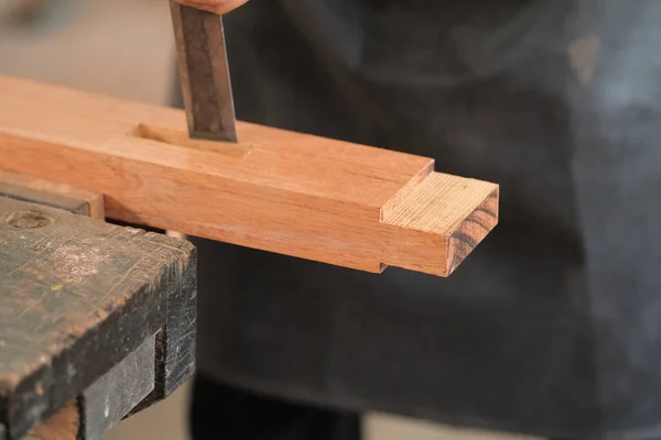 车间木制品木匠 生产建筑材料或木制家具 — 图库照片