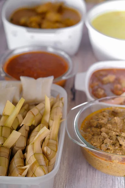 Ketupat Rendang Kuah Kacang Asam Pedas Tetel Traditional Celebratory Dish — Stock Photo, Image
