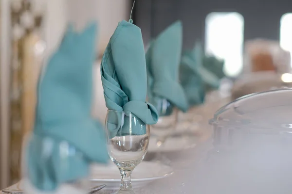 Tischdecken Bei Einem Hochzeitsempfang Selektiver Fokus — Stockfoto
