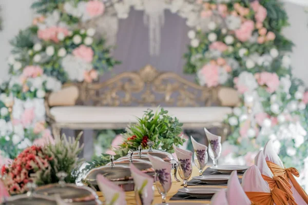 Tischdecken Bei Einem Hochzeitsempfang Selektiver Fokus — Stockfoto