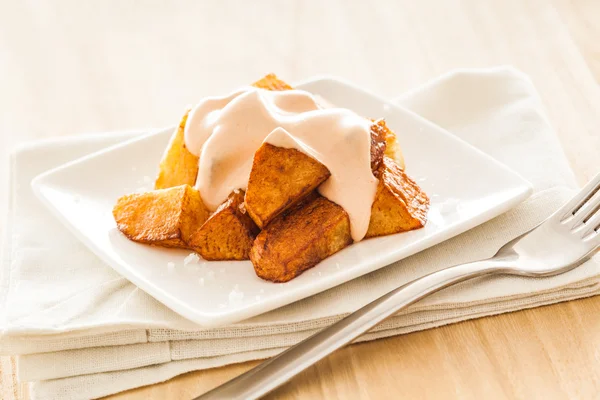 Patatas bravas — Stock Photo, Image