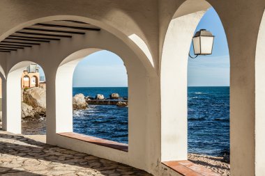 Costa brava geçiş