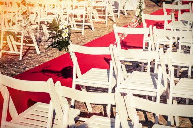 beyaz düğün sandalye