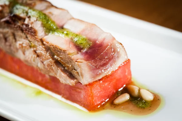 Tuna tataki — Stock Photo, Image