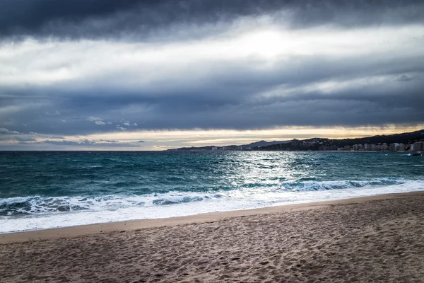 Moody beach — Stockfoto