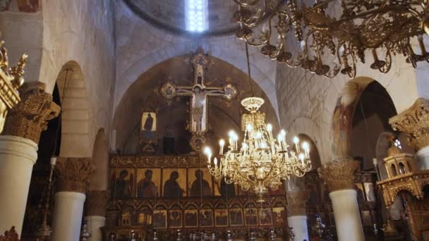 Mosteiro de Saint Neophytos. Chipre, igreja ou templo. Edifícios antigos de monges — Vídeo de Stock