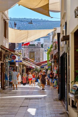 Turistler, 12 Temmuz 2022 