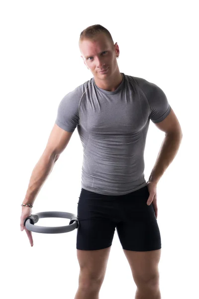 Man tränar med pilates ring — Stockfoto