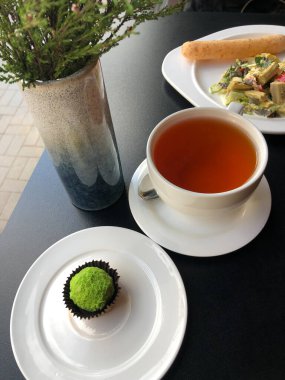 Fıstıklı ve fındıklı şeker.