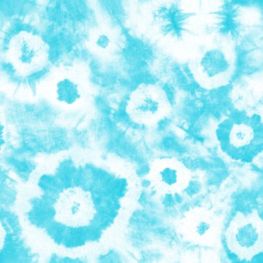 Renkli shibori desenli kravat. Soyut kravat boyası tekniği, el boyası kumaş. Turkuaz mavisi, beyaz arkaplanda daireler çiziyor. Soyut doku. Tekstil, duvar kağıdı, ambalaj kağıdı için yazdır.