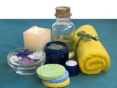 mavi ve sarı bir spa set