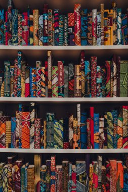 Londra, İngiltere - 23 Ekim 2021: Yinka Shonibare 'nin 
