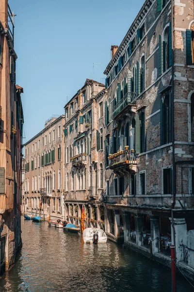 Venice Italy May 2022 Boat Moored Rio Dei Santi Apostoli — Stock Photo, Image