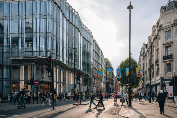 London September 2022 People New Oxford Street One Most Famous — Stock Photo, Image