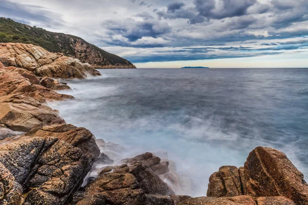 Wild beach — Stock Photo, Image