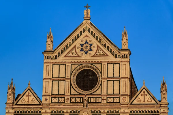 Kerk van basiliek santa croce in florence, Italië. — Stockfoto