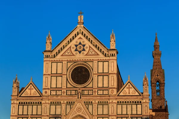 Iglesia de la Basílica de Santa Croce en Florencia, Italia . — Foto de Stock
