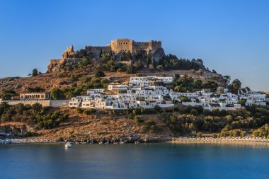 Lindos Kalesi ve Köyü