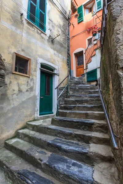 Rua na aldeia de Vernazza — Fotografia de Stock