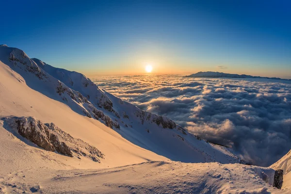 Piatra гори Craiului, Румунія Ліцензійні Стокові Зображення