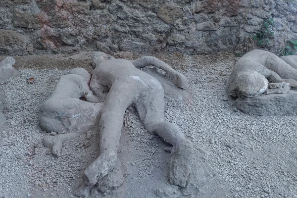 Man dead in pompeii — Stock Photo, Image