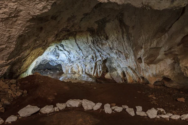 Caverna Veterani. Gargantas do Danúbio. Roménia — Fotografia de Stock