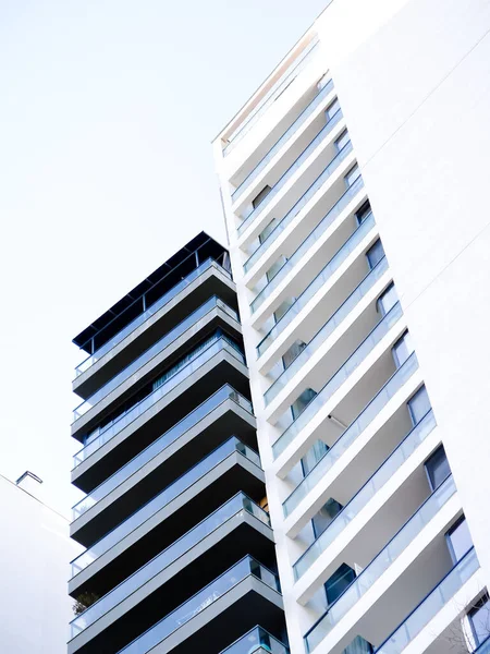 Modern Többszintes Lakóépület Látképe — Stock Fotó