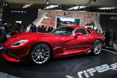 dodge Viper srt kırmızı