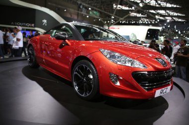Peugeot rcz profili adlı uluslararası motor show 2012 sao paulo