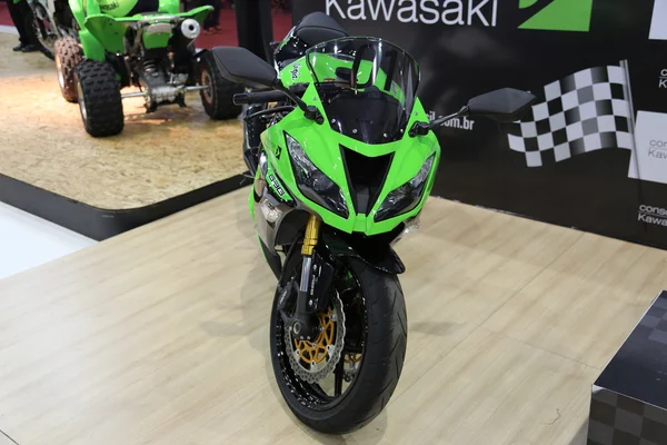 Motocicleta kawasaki ninja ZX6R — Fotografia de Stock
