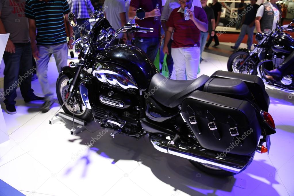 triumph roadster motorcycle