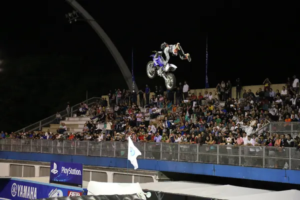 Motocross noite — Fotografia de Stock