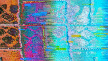 Günlük veriler geometrik nostaljik holografik arkaplanı bozar. 