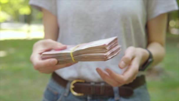 Casual Unidentified Woman Holds Stack Hryvnia Bills Her Palm Green — Stockvideo