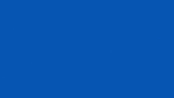 青い背景に赤い抽象的な形の回転星の菱形とリングの抽象的な背景 — ストック動画