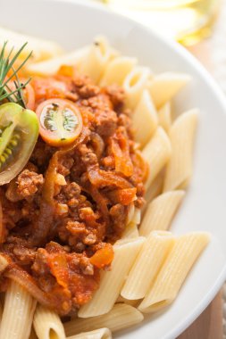 makarna penne bolognese