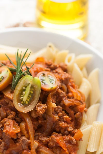 Pasta penne bolonhesa — Fotografia de Stock