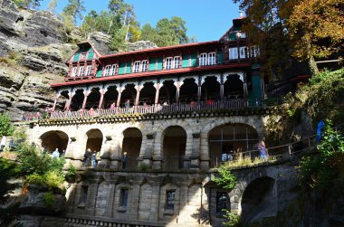 milli park çek İsviçre pravcice taş kapısı