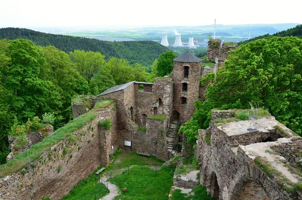 Les Ruines Château Gothique Hasitejn Avec Vue Sur Plan Puissance — Photo