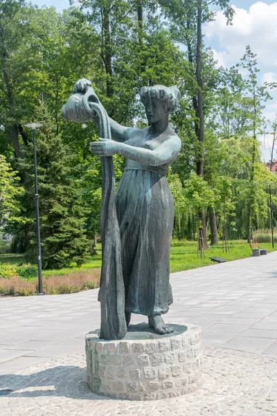 Starogard Gdanski Poland July 2021 Monument Miss Wierzyczanka Jug Sculpby — 图库照片
