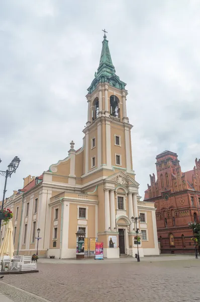 Torun, Polonya - 26 Temmuz 2021: Torun 'daki Kutsal Ruh Kilisesi (Kosciol Swietego Ducha).