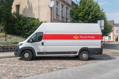Swiecie, Polonya - 25 Temmuz 2021: Polonya Postane Aracı.
